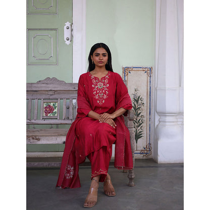 Tatwa Designs Red Floral Bouquet Kurta with Pant & Dupatta (Set of 3)