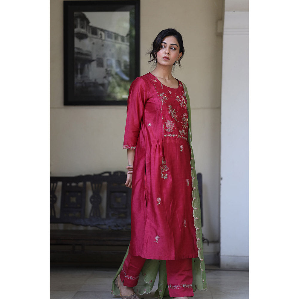 Tatwa Designs Magenta Pink Dream Garden Kurta with Pant & Dupatta (Set of 3)