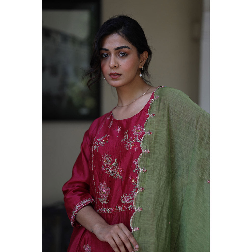 Tatwa Designs Magenta Pink Dream Garden Kurta with Pant & Dupatta (Set of 3)