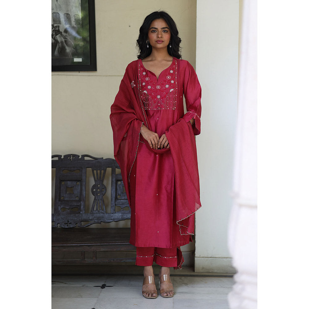Tatwa Designs Magenta Pink Glass Beaded Kurta with Pant & Dupatta (Set of 3)