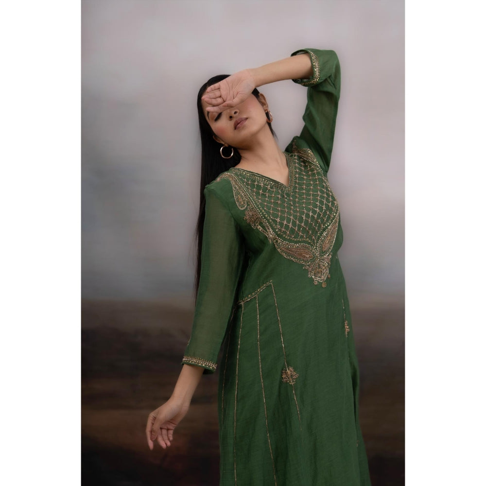 Tatwa Designs Green Ambia Kurta with Pant and Dupatta (Set of 3)