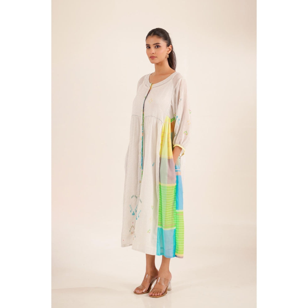 Tatwa Designs Women White Cotton Checks Midi Dress