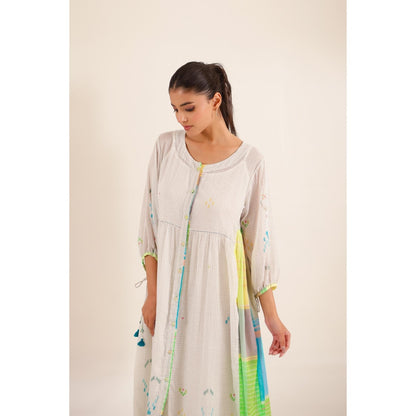 Tatwa Designs Women White Cotton Checks Midi Dress