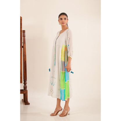 Tatwa Designs Women White Cotton Checks Midi Dress