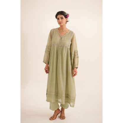 Tatwa Designs Women Green Kurta with Pant and Dupatta