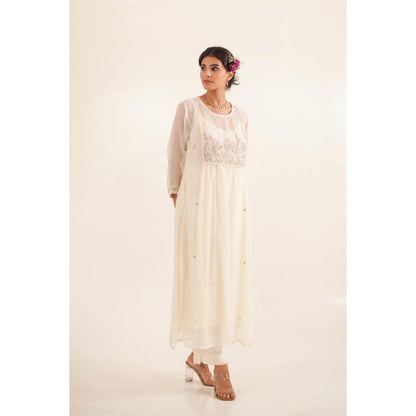 Tatwa Designs Women Ivory Chanderi Embroidered Kurta with Pant and Dupatta