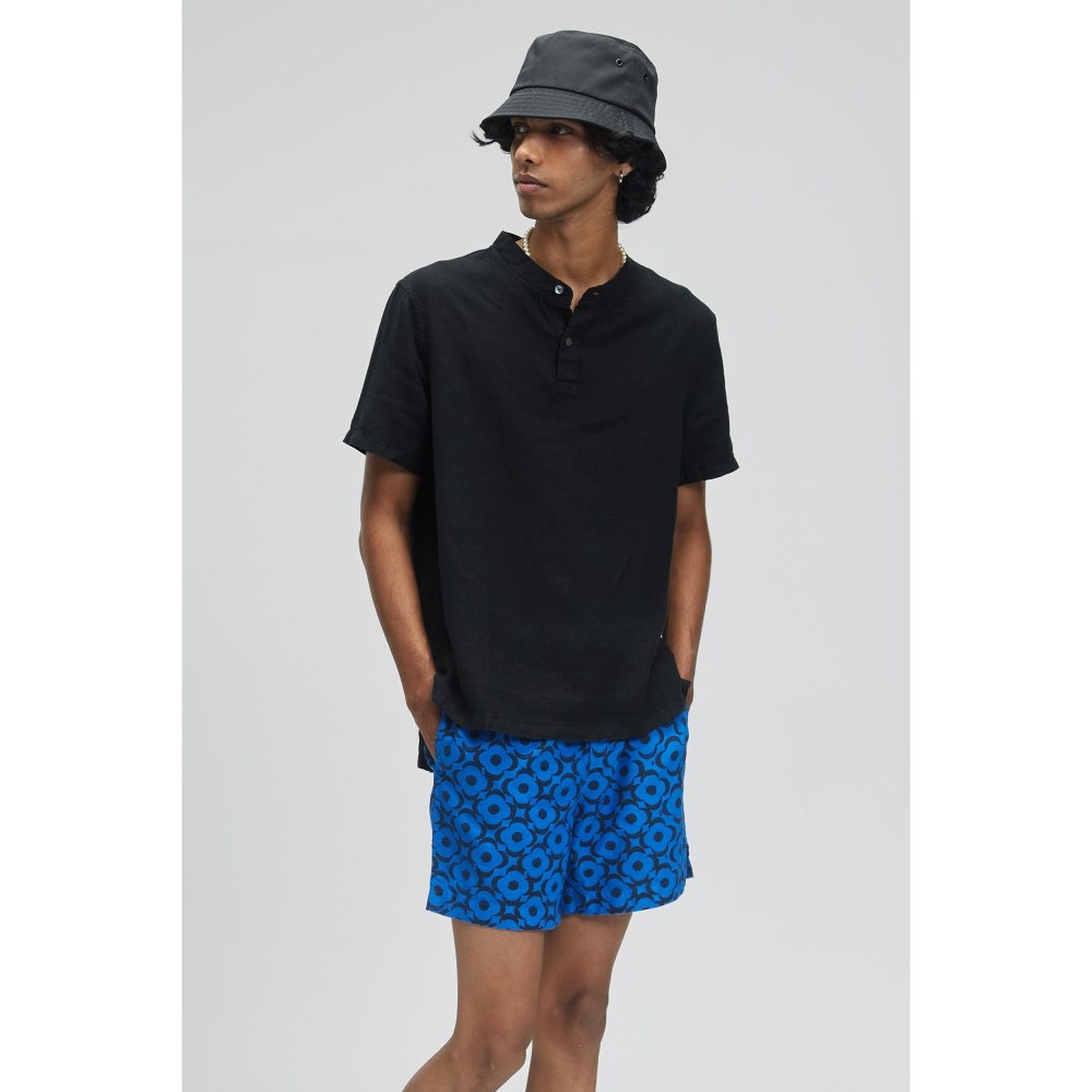 TERRA LUNA Maui Black T-Shirt