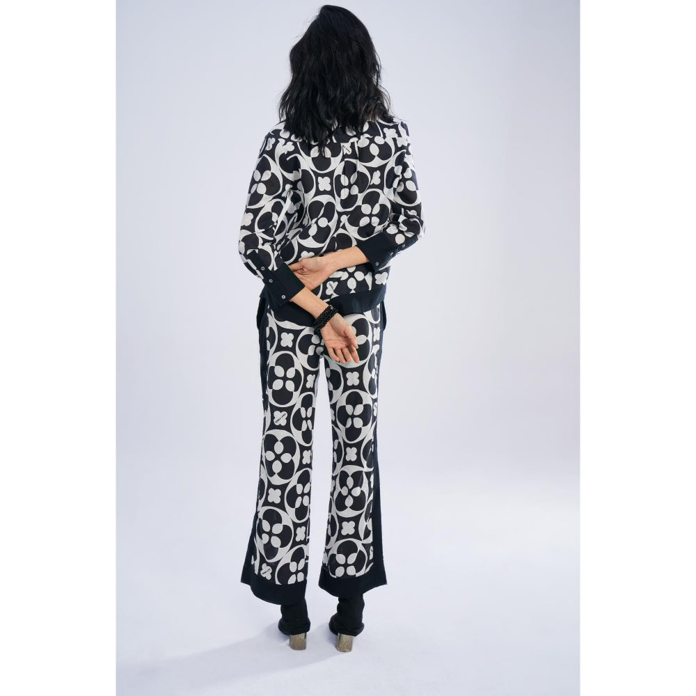TERRA LUNA Black Printed Jolo Pant