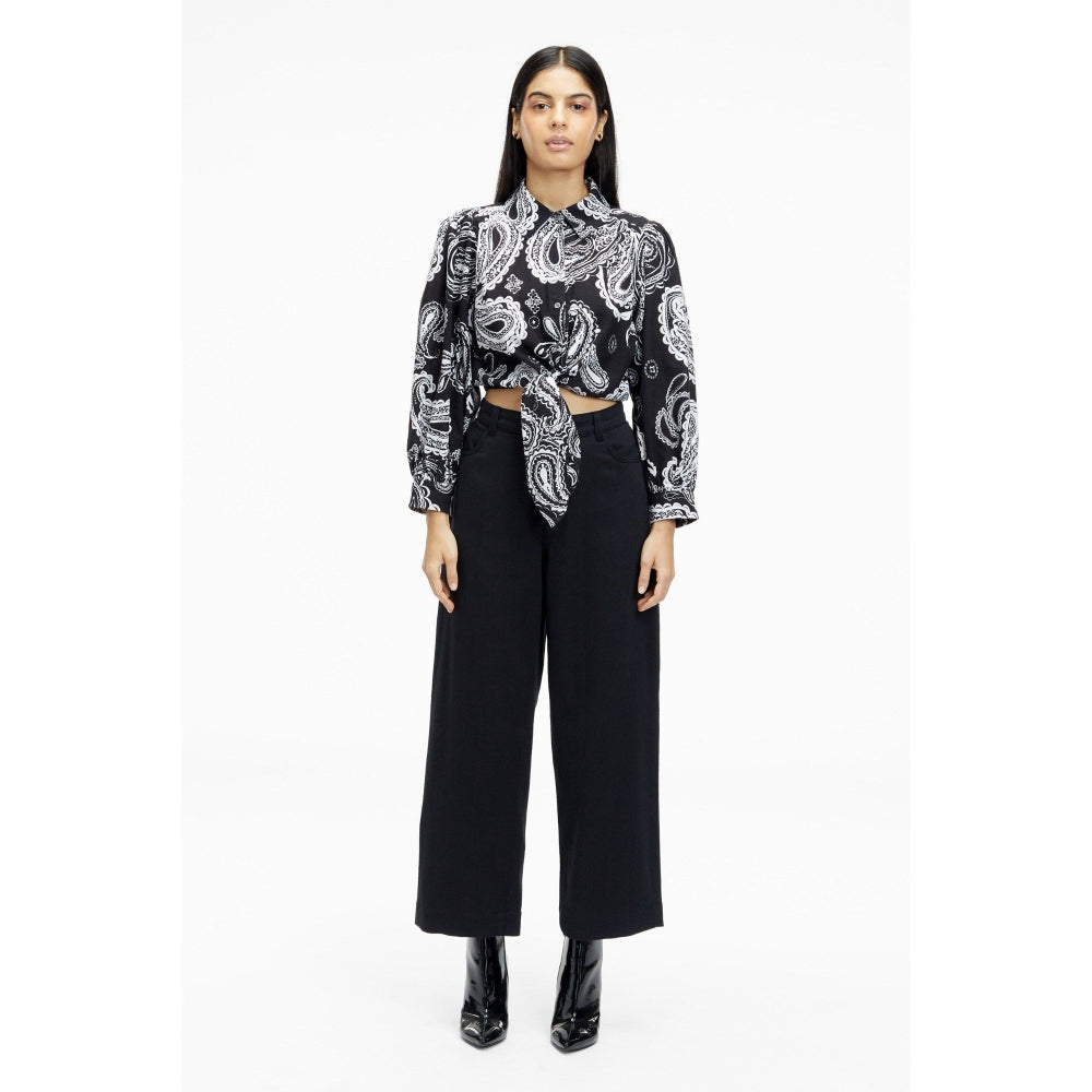 TERRA LUNA Nitsa Black Paisley Shirt