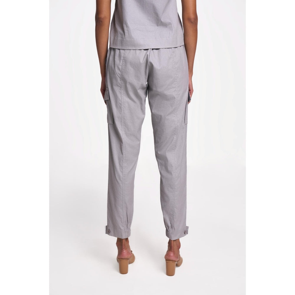 TERRA LUNA Women's Grey Cargo Solid Pant