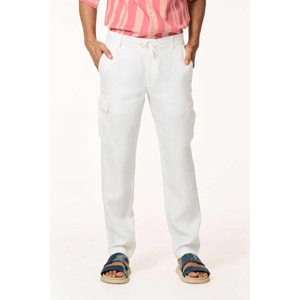 TERRA LUNA White Solid Straight Fit Trouser
