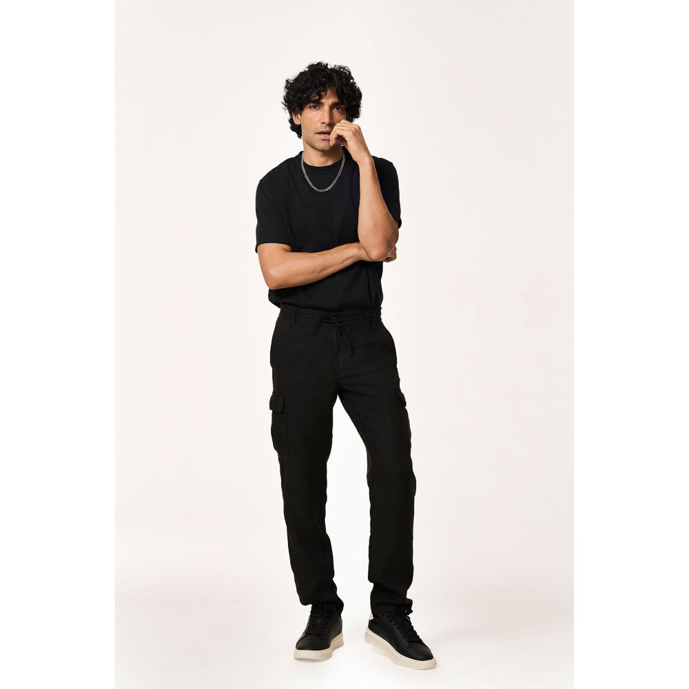 TERRA LUNA Black Solid Straight Fit Trouser