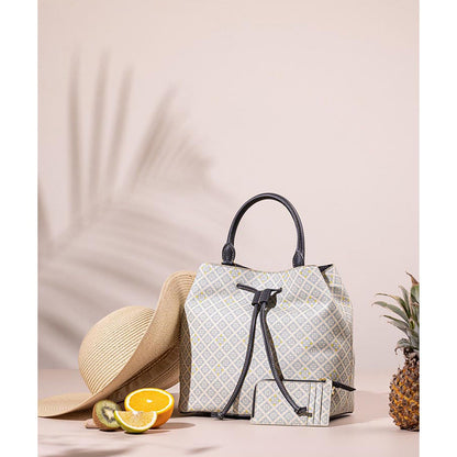 The Leather Garden Womens Florida Bucket Bag Off White with Pouch