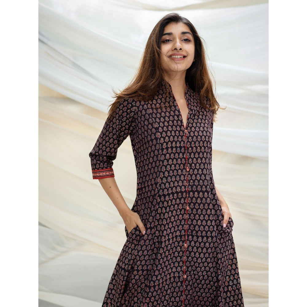 The Indian Ethnic Co. Ajrakh Black Cotton Kurta