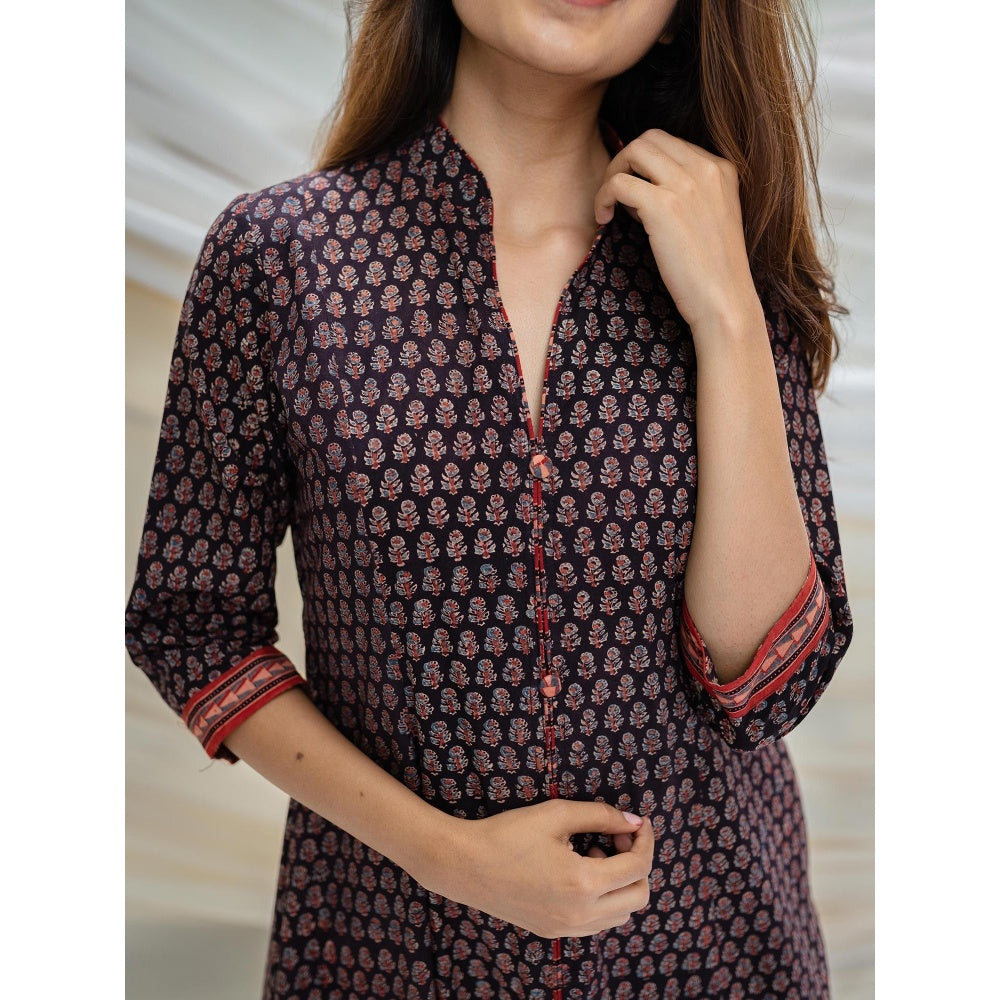 The Indian Ethnic Co. Ajrakh Black Cotton Kurta