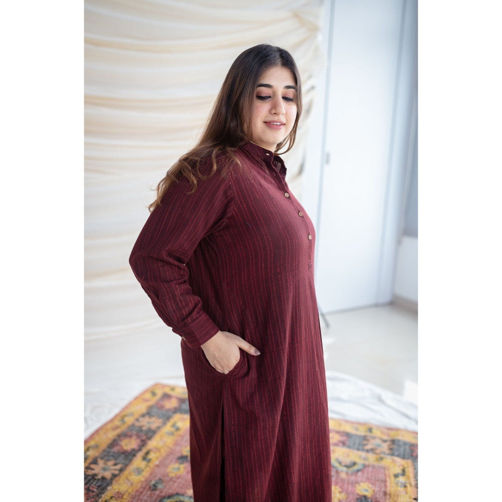 The Indian Ethnic Co. Slub Cotton Brown Kurta