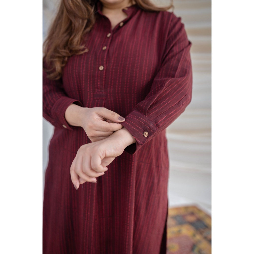 The Indian Ethnic Co. Slub Cotton Brown Kurta