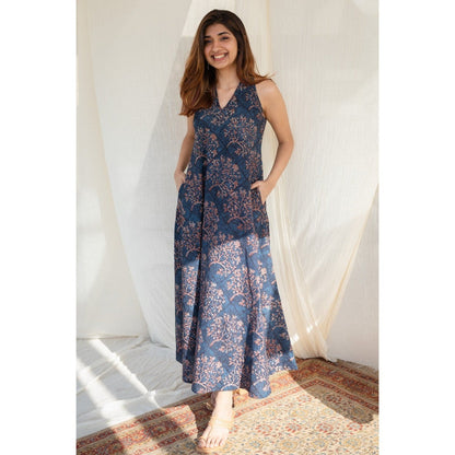 The Indian Ethnic Co. Indigo Halter Neck Cotton Maxi Dress