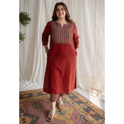 The Indian Ethnic Co. Ajrakh Slub Cotton Hand Embroidered Co-Ord (Set of 2)