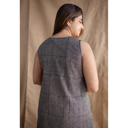 The Indian Ethnic Co. Black Fakira Mul Dress