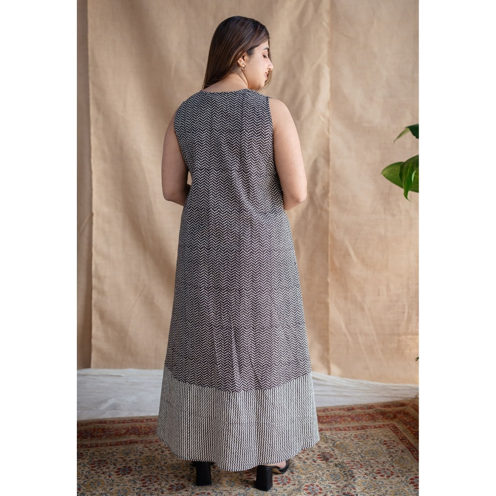 The Indian Ethnic Co. Black Fakira Mul Dress