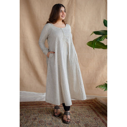 The Indian Ethnic Co. Fakira Mul Kali Kurta