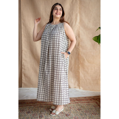 The Indian Ethnic Co. Off White Fakira Mul Dress