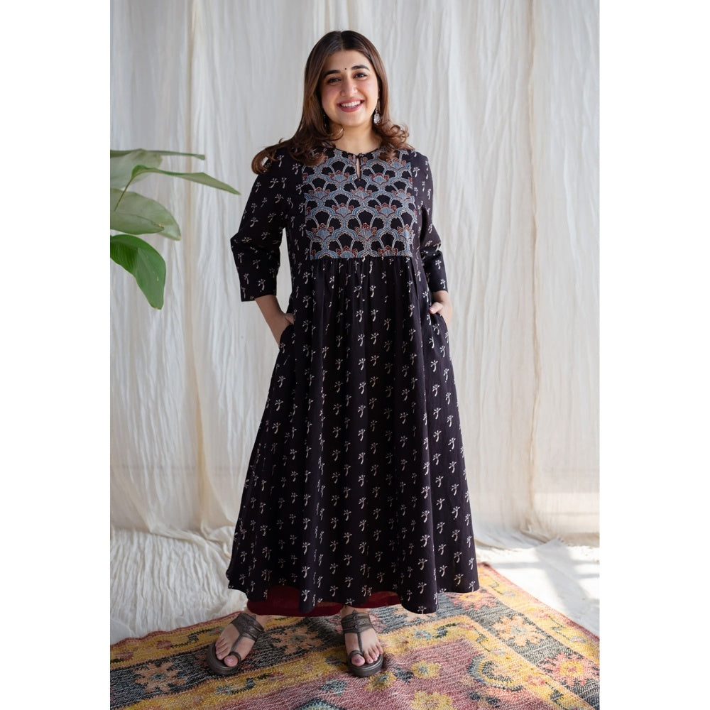The Indian Ethnic Co. Ajrakh Cotton Kurta