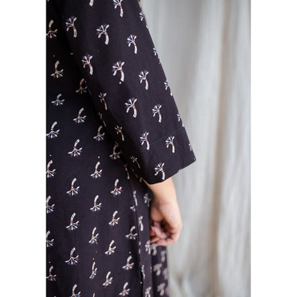 The Indian Ethnic Co. Ajrakh Cotton Kurta