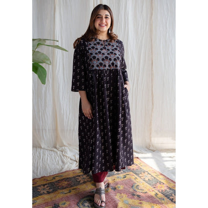 The Indian Ethnic Co. Ajrakh Cotton Kurta