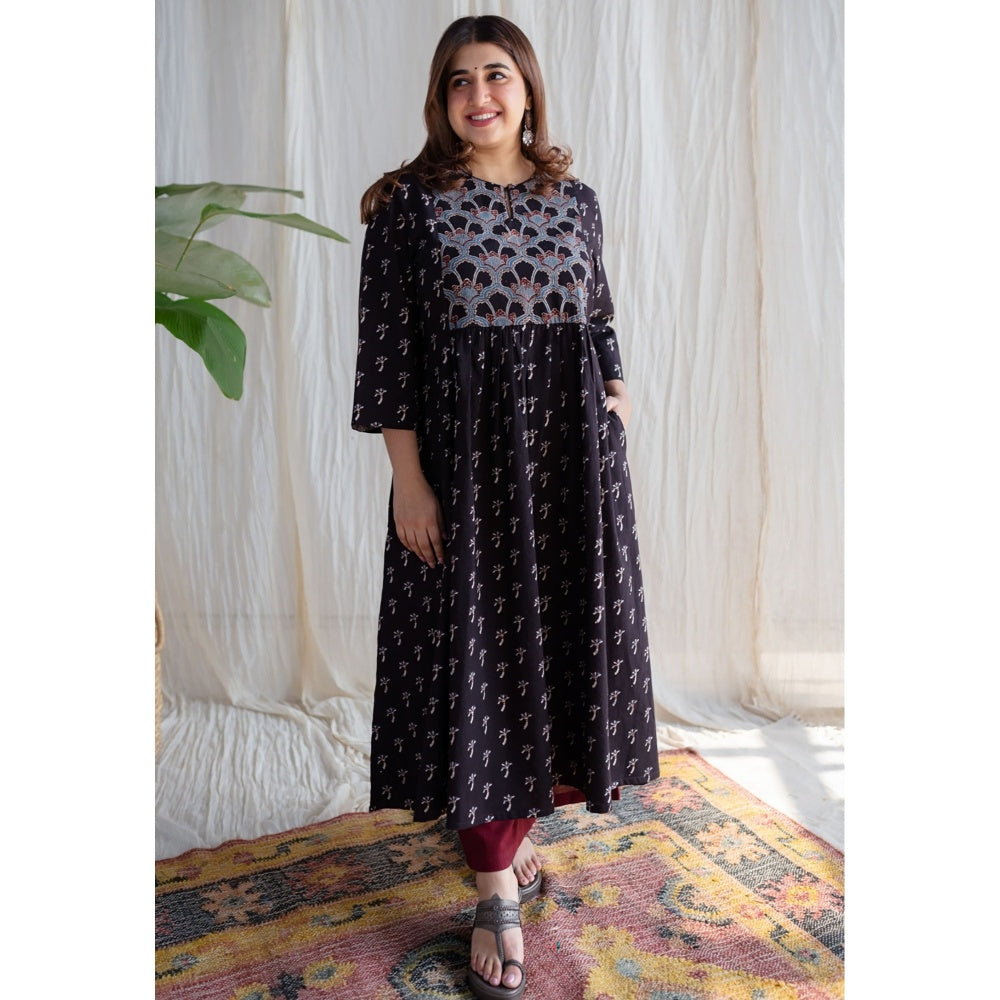 The Indian Ethnic Co. Ajrakh Cotton Kurta
