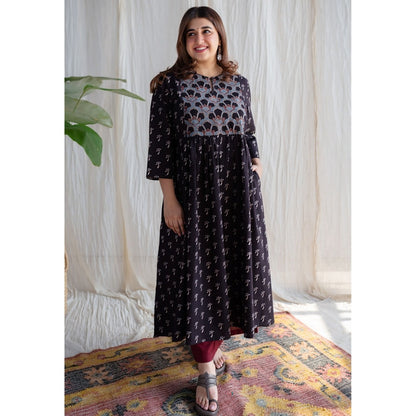 The Indian Ethnic Co. Ajrakh Cotton Kurta