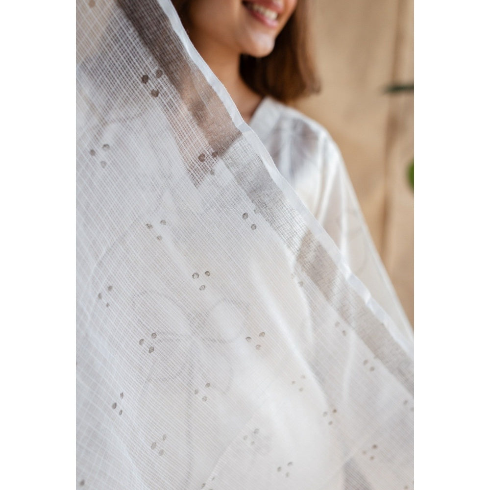 The Indian Ethnic Co. White Dabu Kota Doriya Border Cotton Dupatta