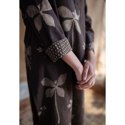 The Indian Ethnic Co. Charcoal Dabu Slub Cotton Kurta