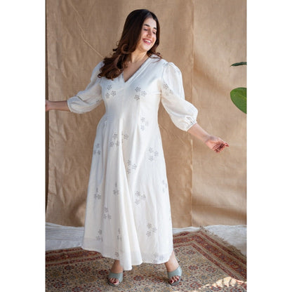 The Indian Ethnic Co. Natural White Dabu Slub Cotton Hand Printed Dress