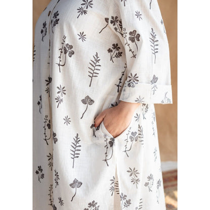 The Indian Ethnic Co. Natural White Dabu Slub Cotton Co-Ord (Set of 2)