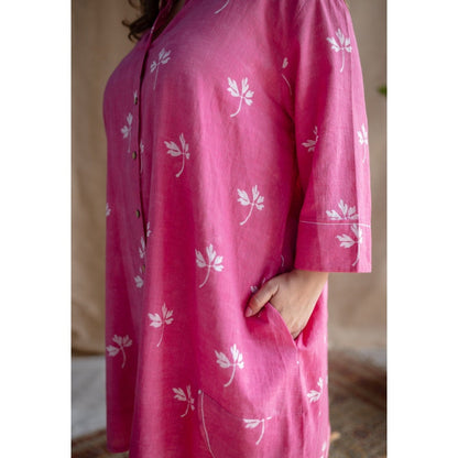 The Indian Ethnic Co. Pink Dabu Slub Cotton Printed Dress