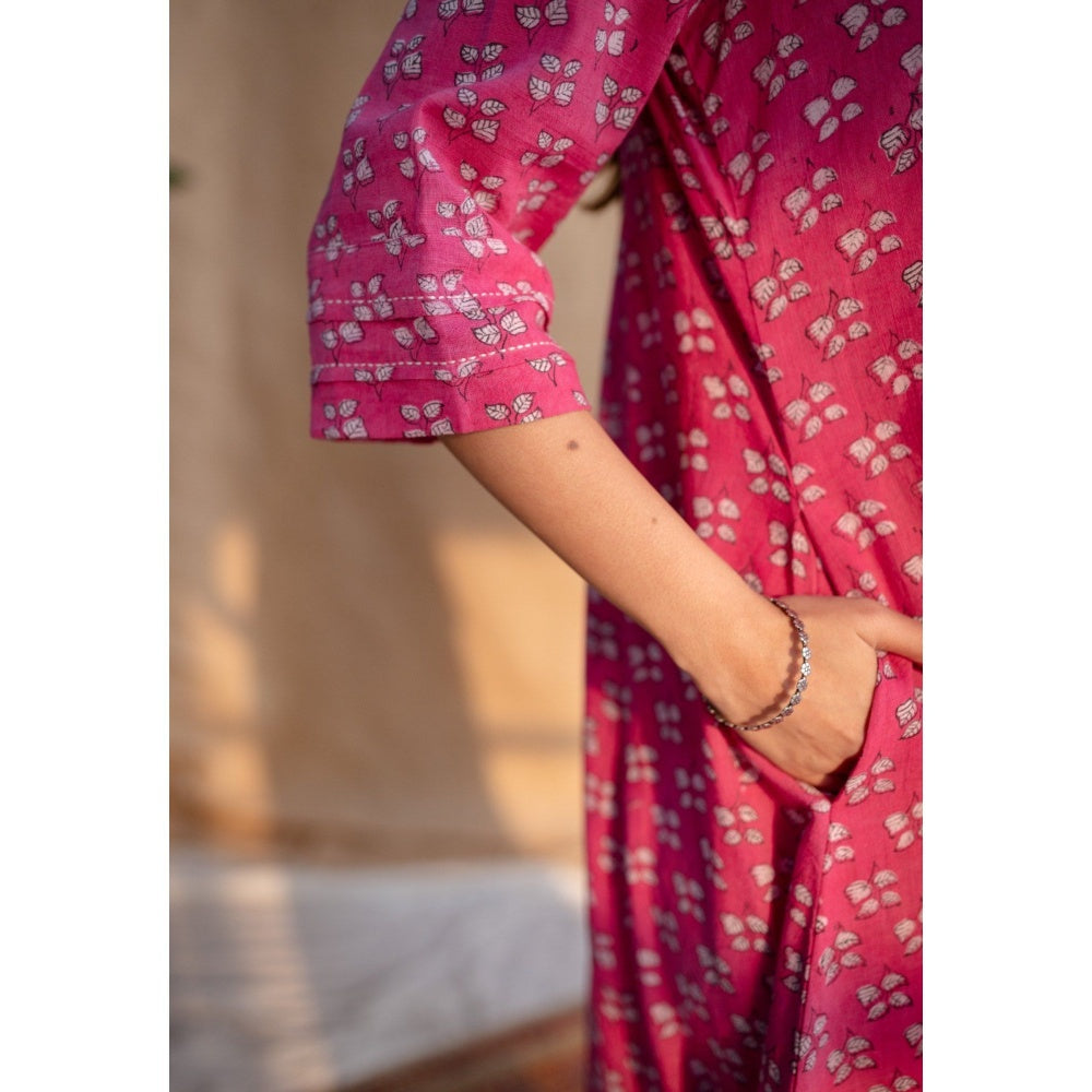 The Indian Ethnic Co. Pink Dabu Slub Cotton Hand Printed Kali Kurta