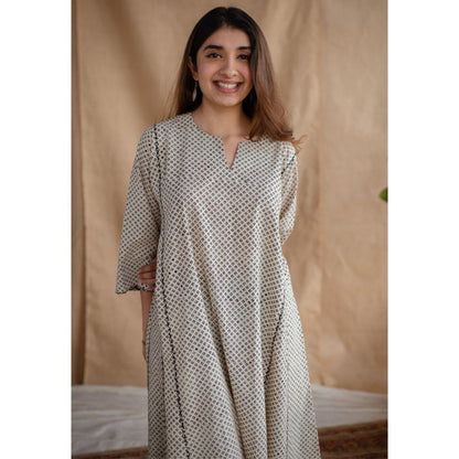 The Indian Ethnic Co. Off White Fakira Mul Jhabba Kali Kurta