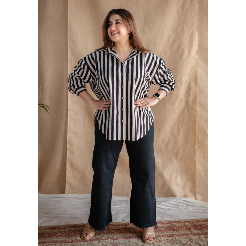 The Indian Ethnic Co. Off White Fakira Mul Shirt
