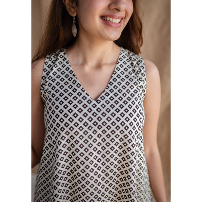 The Indian Ethnic Co. Off White Fakira Mul Dress