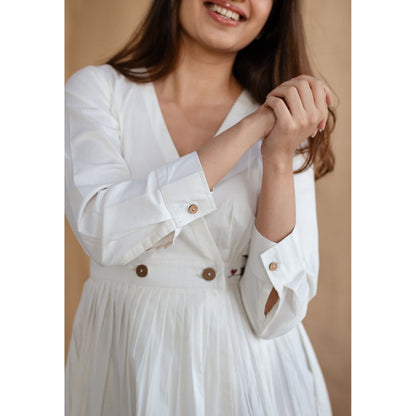 The Indian Ethnic Co. White Poplin Cotton Solid Dress