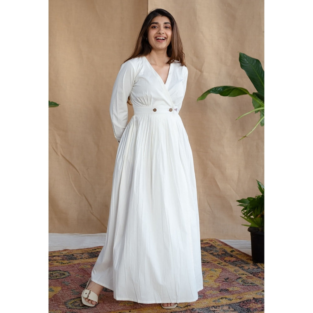 The Indian Ethnic Co. White Poplin Cotton Solid Dress