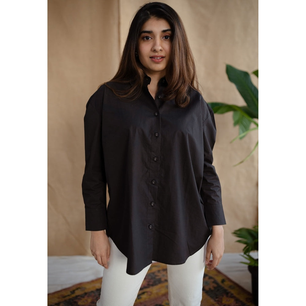 The Indian Ethnic Co. Black Poplin Cotton Solid Shirt