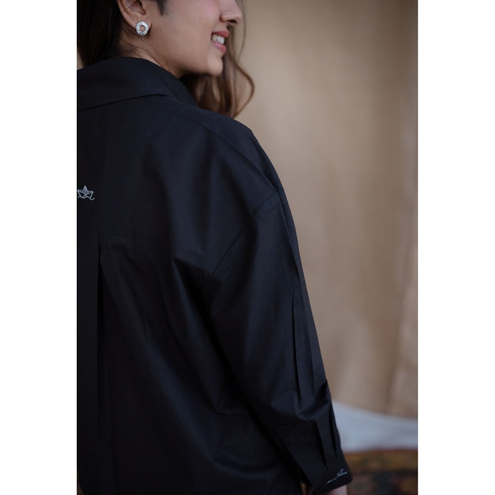 The Indian Ethnic Co. Black Poplin Cotton Solid Shirt