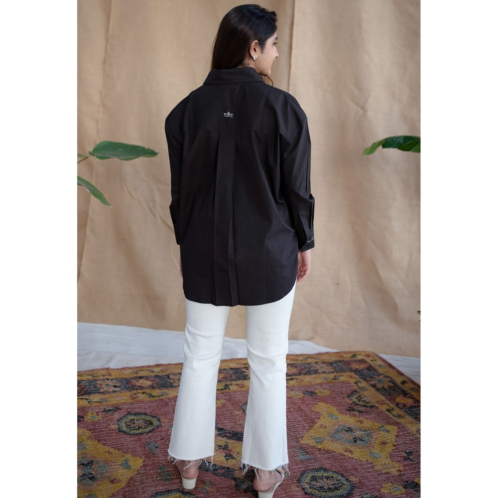 The Indian Ethnic Co. Black Poplin Cotton Solid Shirt