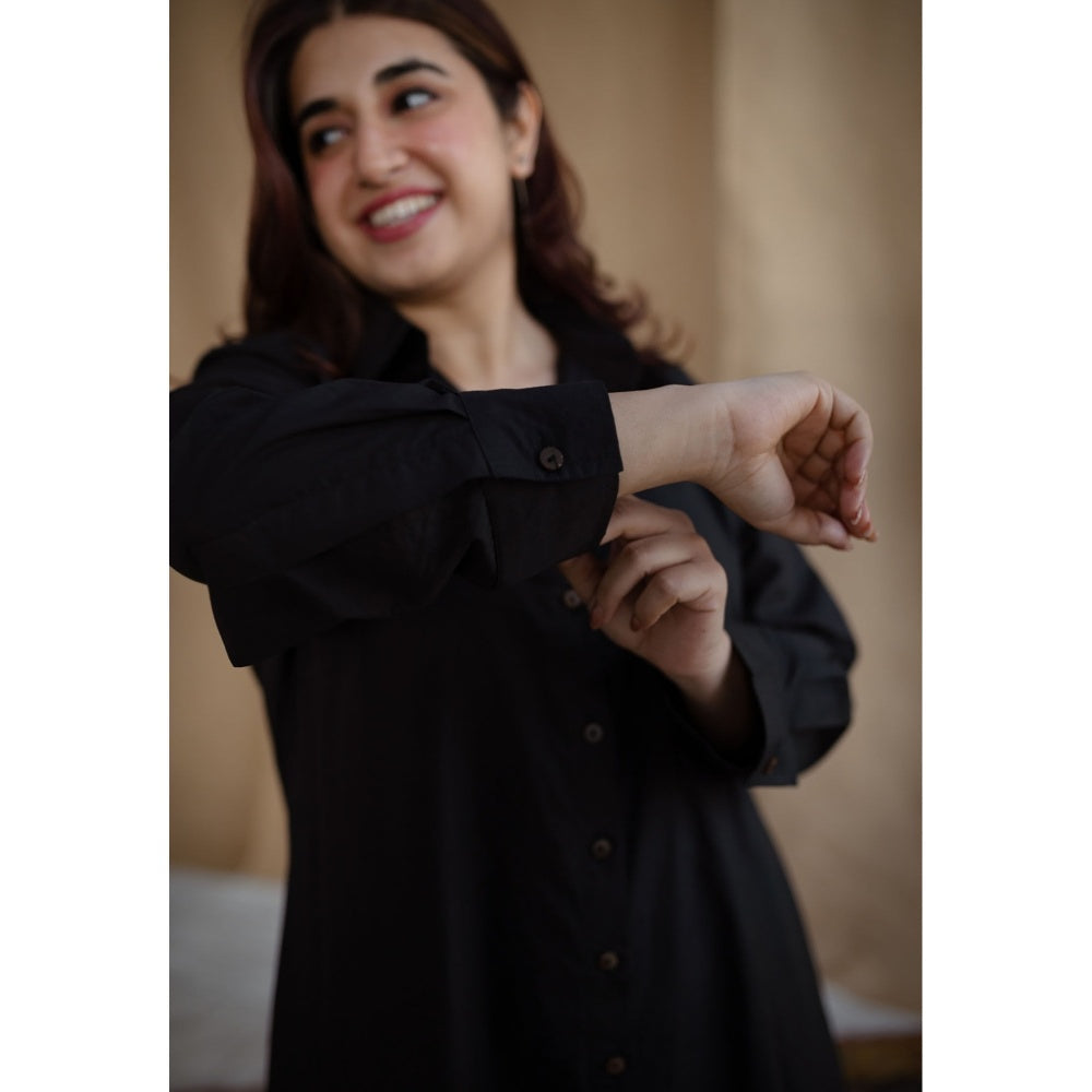 The Indian Ethnic Co. Black Poplin Cotton Solid Dress