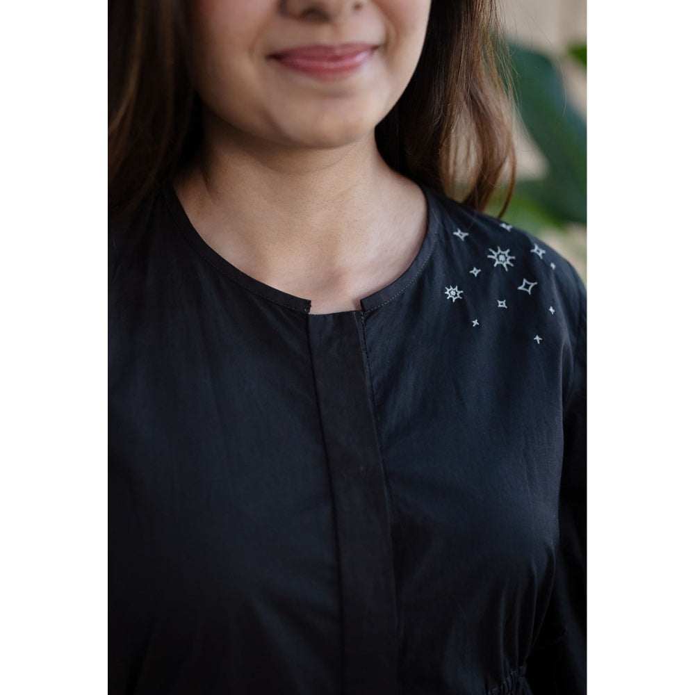 The Indian Ethnic Co. Black Poplin Cotton Solid Dress