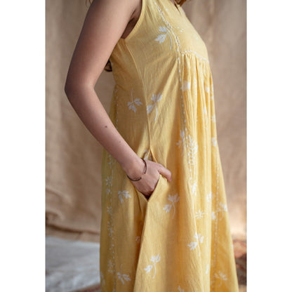 The Indian Ethnic Co. Yellow A-Line Dabu Slub Cotton Hand Block Print Embroidered Midi Dress