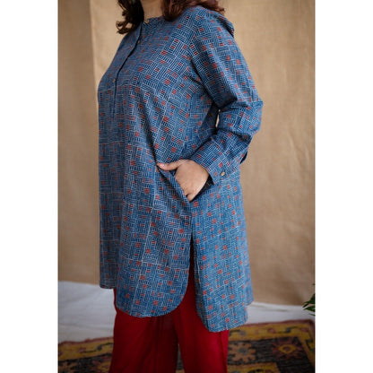 The Indian Ethnic Co. Maroon Straight Slub Cotton Plain Palazzo